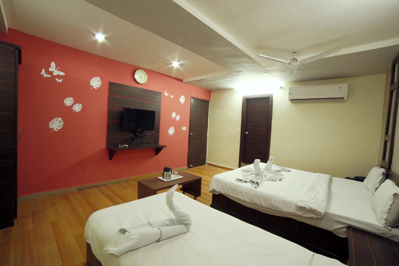 Hotel Avion Inn Ahmadábád Kültér fotó